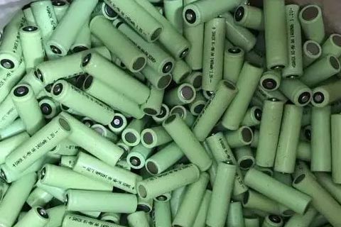 博尔塔拉蒙古高价废铅酸电池回收,上门回收叉车蓄电池,废铅酸电池回收